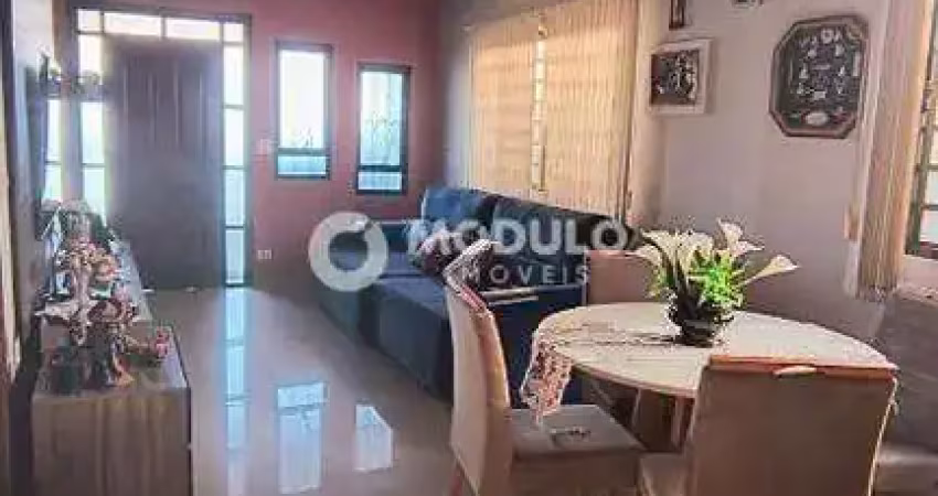 Casa residencial à venda, 3 quartos, 2 suítes, 3 vagas, jardim patricia - uberlândia/mg