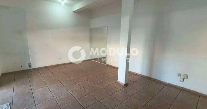 Ponto comercial para alugar na Rua João Balbino, --, Santa Mônica, Uberlândia