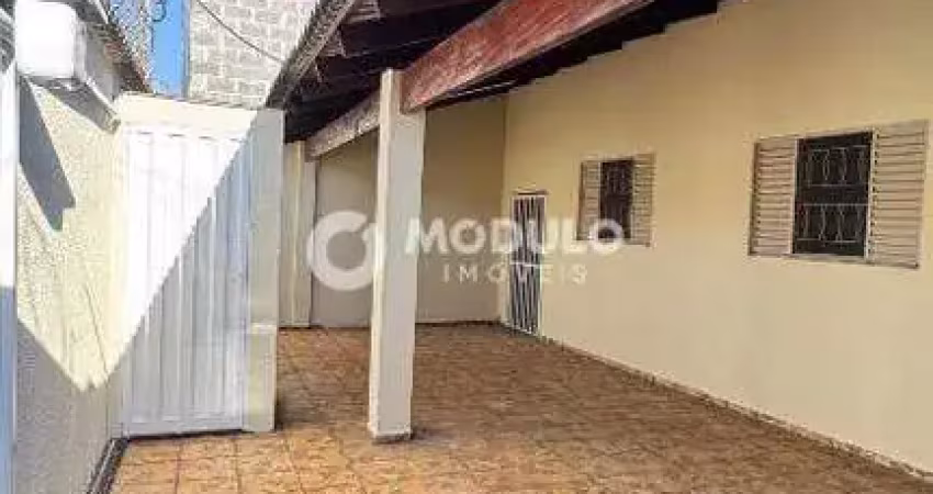 Casa residencial à venda, 3 quartos, 2 vagas, minas gerais - uberlândia/mg
