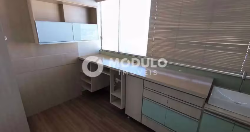 Sala comercial para locação no bairro daniel fonseca.