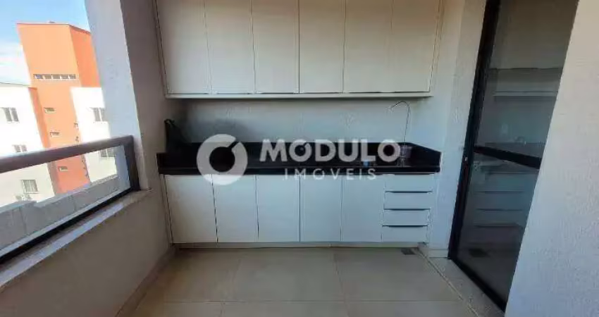 Apartamento com 3 quartos para alugar na Rua José Nonato Ribeiro, --, Cazeca, Uberlândia