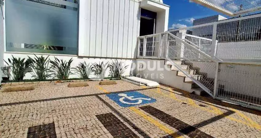 Prédio para alugar na Avenida Cesário Alvim, --, Brasil, Uberlândia
