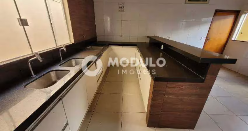 Casa disponível para locação no bairro presidente roosevelt.