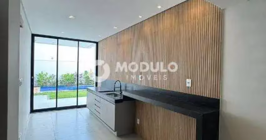 Casa residencial à venda, 3 quartos, 3 suítes, cidade jardim - uberlândia/mg