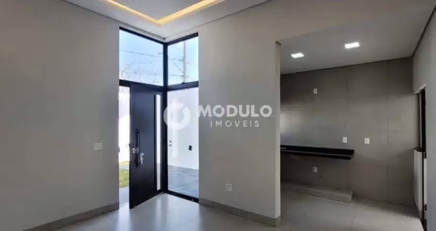 Casa residencial à venda, 3 quartos, 1 suíte, 2 vagas, novo mundo - uberlândia/mg