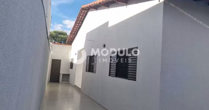 Casa residencial à venda, 3 quartos, 1 suíte, 3 vagas, alto umuarama - uberlândia/mg
