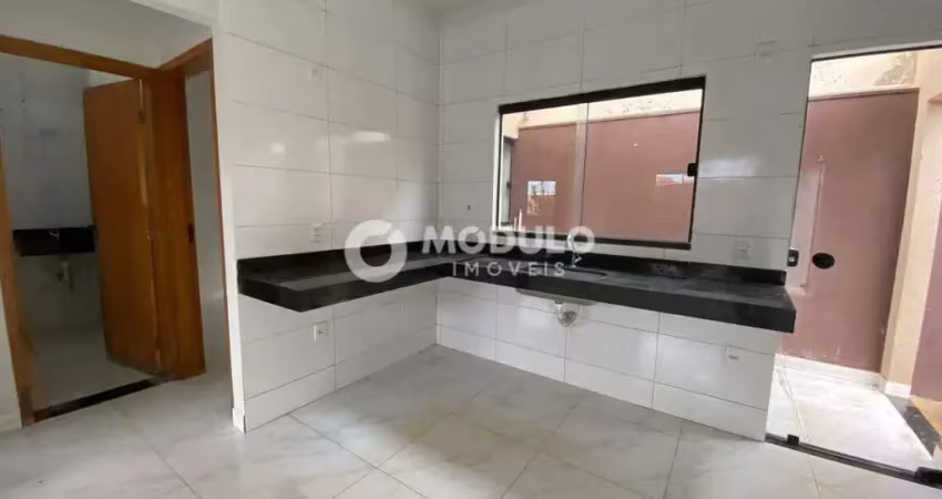 Casa disponível para locação no bairro shopping park.