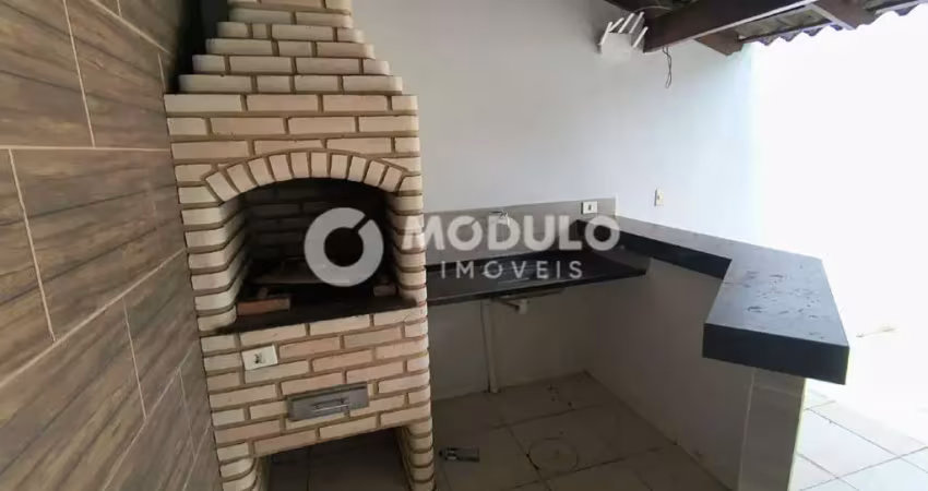 Casa residencial disponível para locação no bairro cidade jardim.