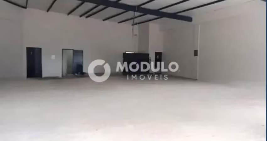 Casa para alugar na Rua Rotary Clube, --, Tibery, Uberlândia
