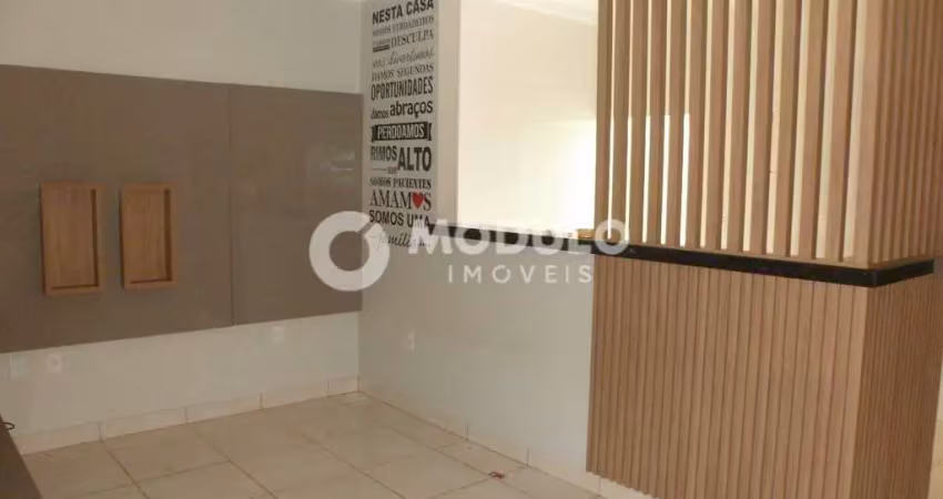 Casa residencial à venda, 3 quartos, 1 suíte, 2 vagas, novo mundo - uberlândia/mg
