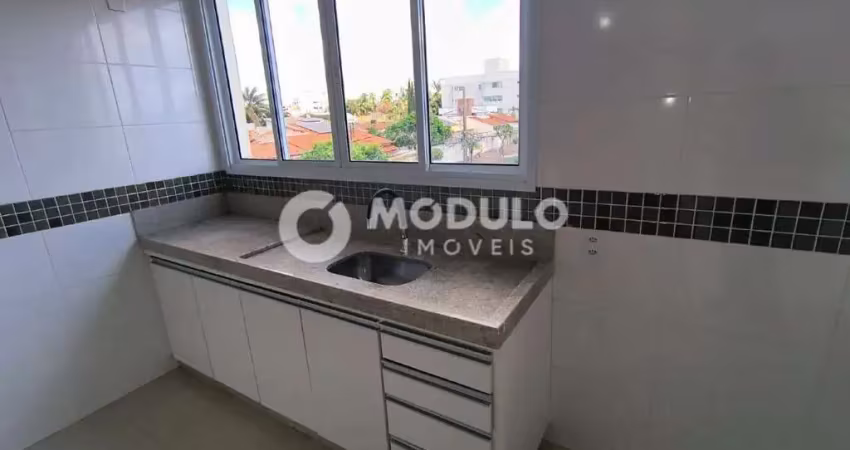 Apartamento disponível para locação no bairro santa mônica.