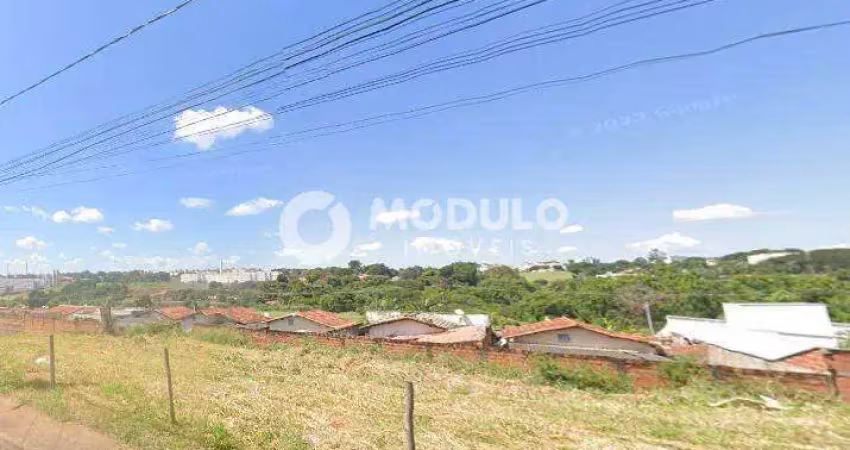 Terreno à venda na Rua Valdomiro Mendes de Assis, --, Jardim Patrícia, Uberlândia