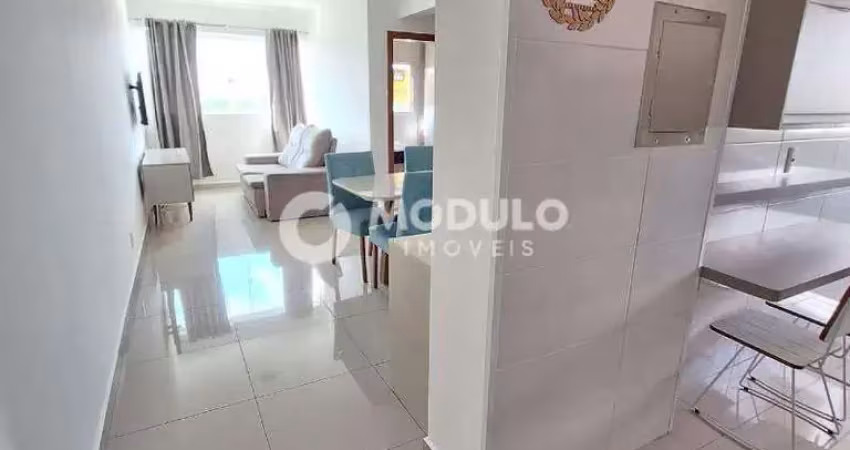 Apartamento mobiliado disponivel para locação no bairro tubalina.