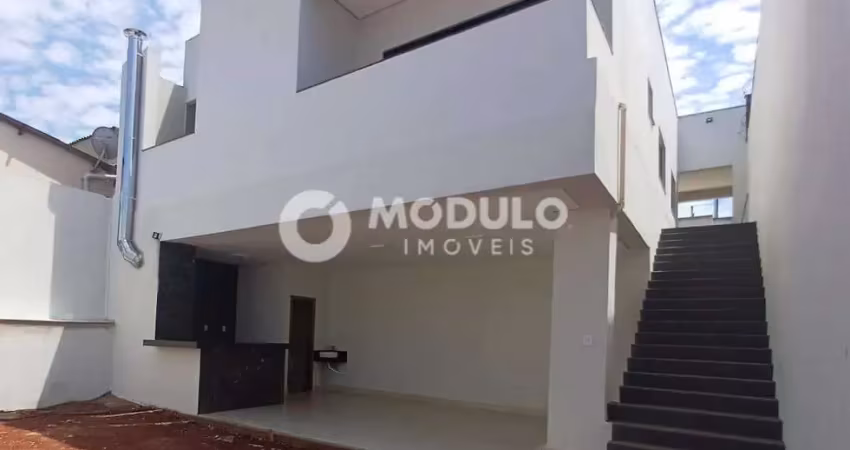 Casa residencial à venda, 3 quartos, 1 suíte, 3 vagas, jardim patricia - uberlândia/mg