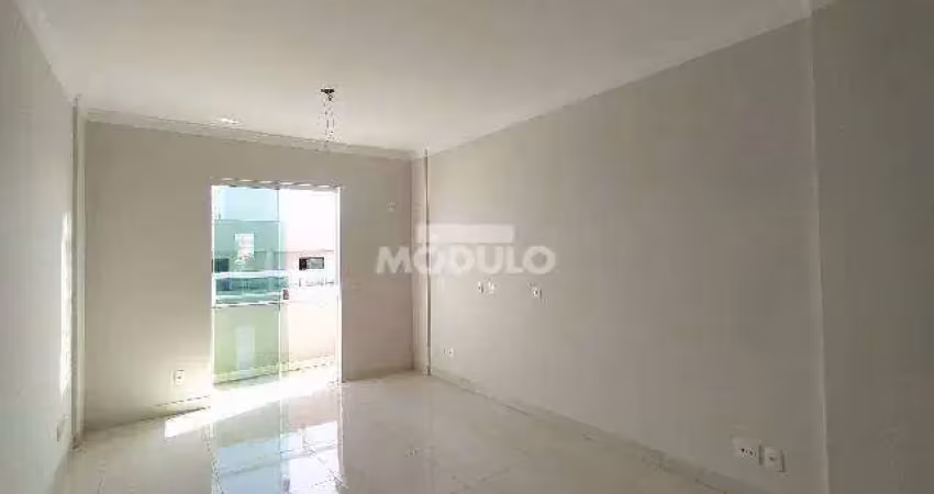 Apartamento com 3 quartos para alugar na Rua Claudemiro José de Souza, --, Brasil, Uberlândia