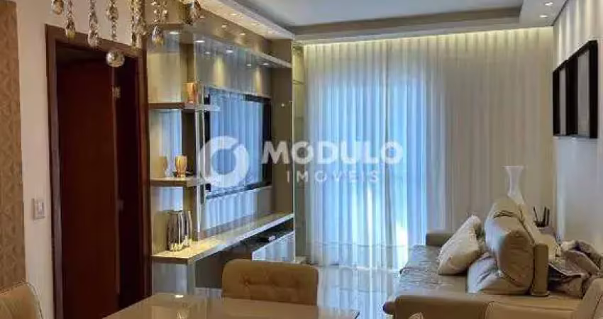 Apartamento mobiliado à venda, 3 quartos, 1 suíte, 2 vagas, jardim veneza - uberlândia/mg