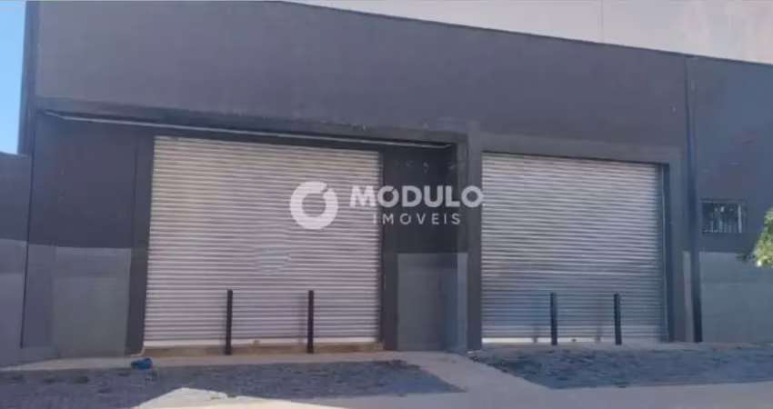 Ponto comercial para alugar na Rua Marco Aurelio Resende dos Santos, --, Jardim Europa, Uberlândia