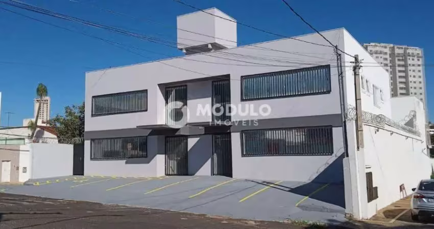 Casa comercial para alugar na RUA ANTONIO CORREA JUNIOR, --, Vigilato Pereira, Uberlândia
