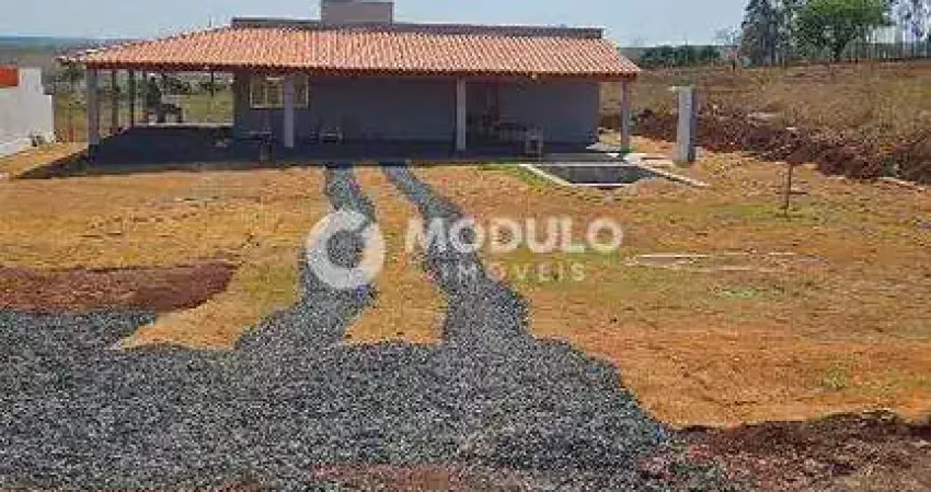 Chácara / sítio à venda na Rodovia BR-365, --, Conjunto Alvorada, Uberlândia