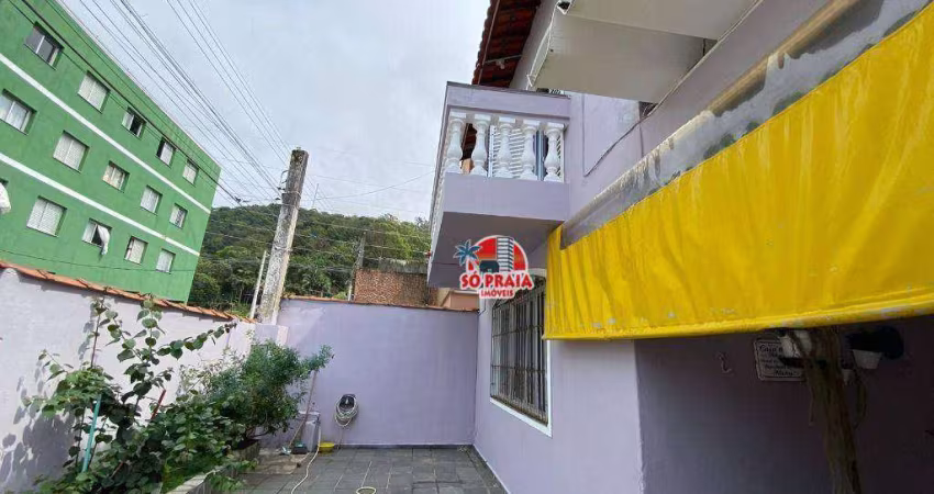 Sobrado com 3 dormitórios à venda, 120 m² por R$ 400.000 - Vila São Paulo - Mongaguá/SP