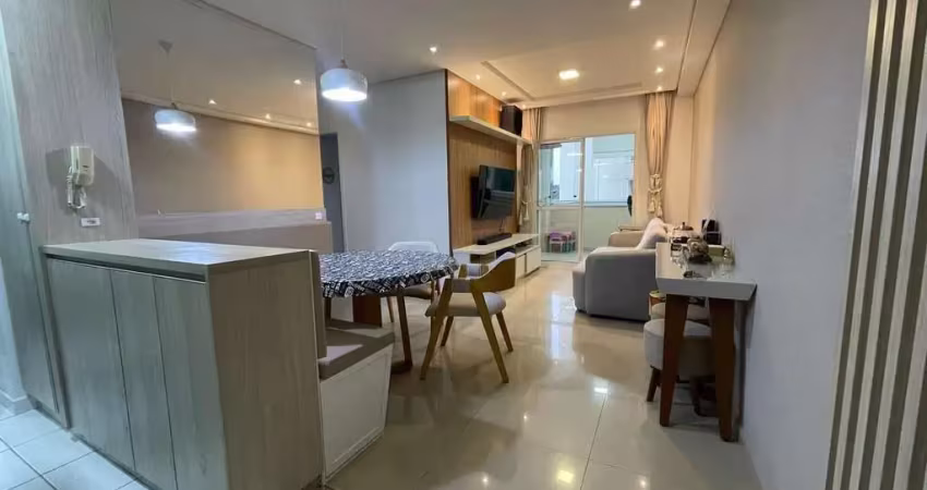 Apto reformado e pronto para morar no Hanbury, 2 dorms sendo 1 suíte, varanda e 1 vaga de garagem coberta