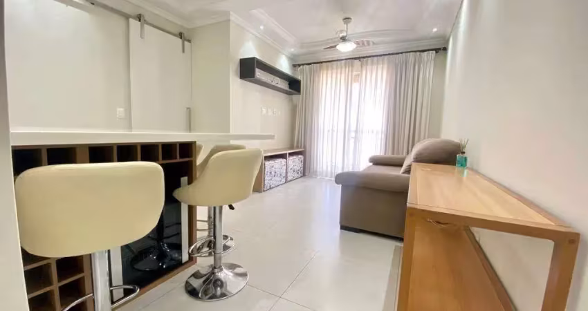 Apto reformado e mobiliado no citta di roma, 3 dorms sendo 1 suíte todo planejado, vista serra e 2 vagas.