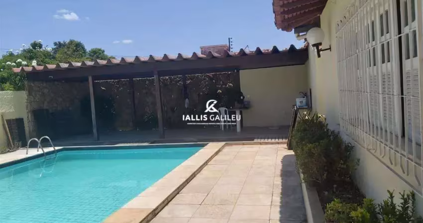 Casa com 4 quartos à venda na Rua Lemos Cunha, Ininga, Teresina