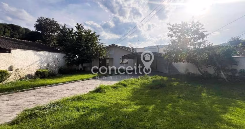 Casa com 3 Dormitórios na Itoupavazinha!