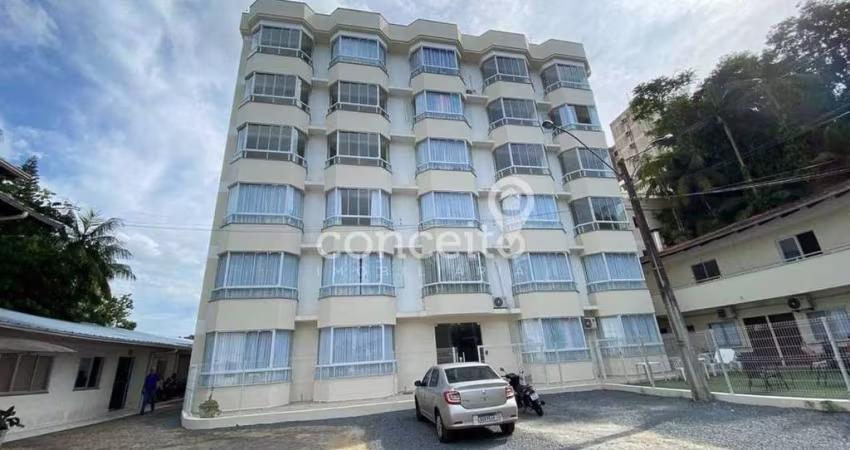 Apartamento com 1 Dormitório na Escola Agrícola!