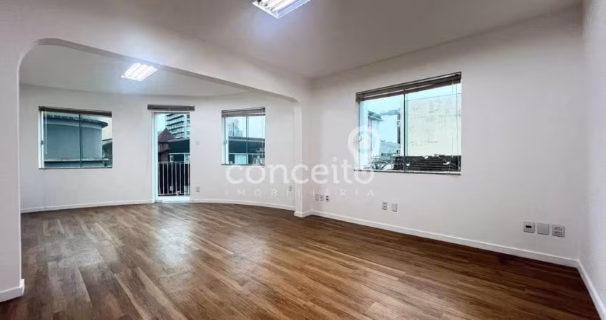 Sala Comercial 100m² no Centro!