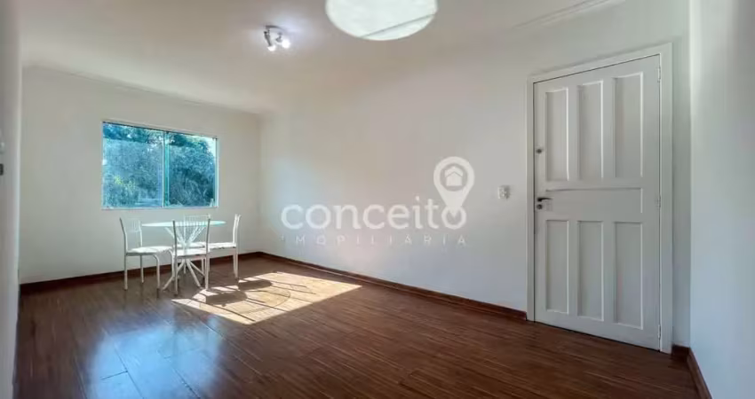 Apartamento semimobiliado com 3 dormitórios na velha central!