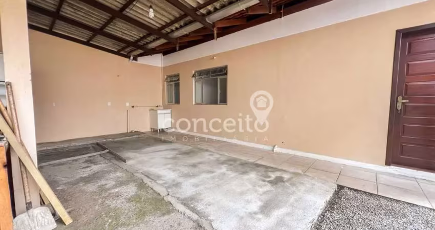 Casa com 3 quartos para alugar no Garcia, Blumenau 
