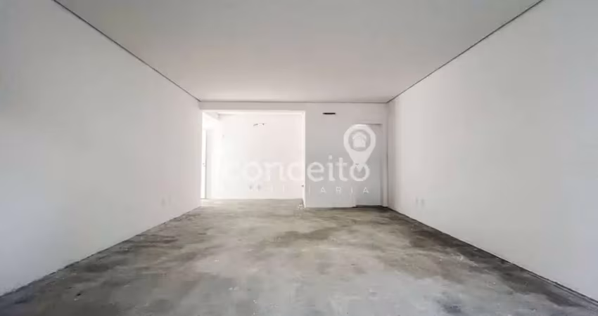Casa comercial com 1 sala para alugar no Centro, Blumenau 