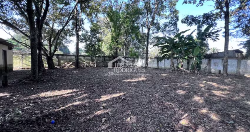 Terreno com 1.000m² - Condomínio Portal da Serra - Taubaté/SP