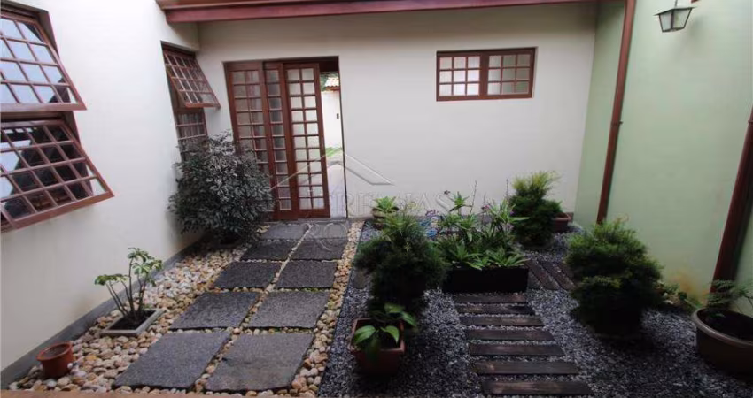 Casa Padrão em Pindamonhangaba