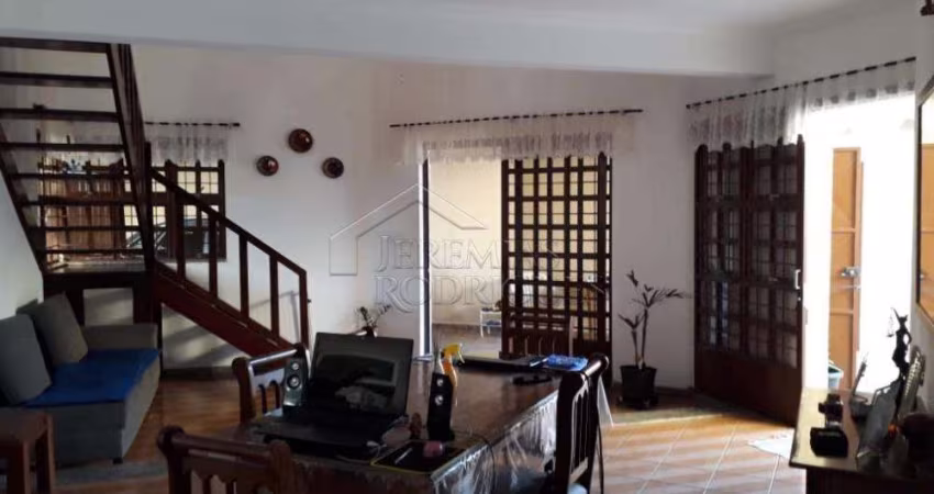 Casa Padrão em Pindamonhangaba