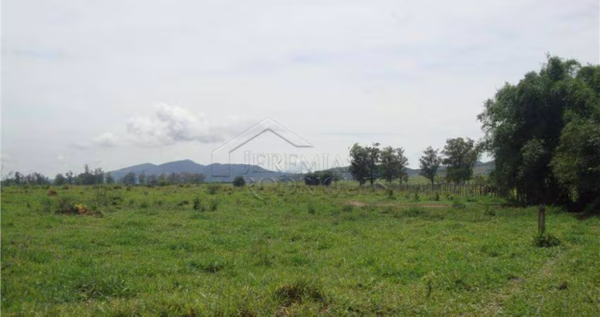 Terreno Padrão em Pindamonhangaba