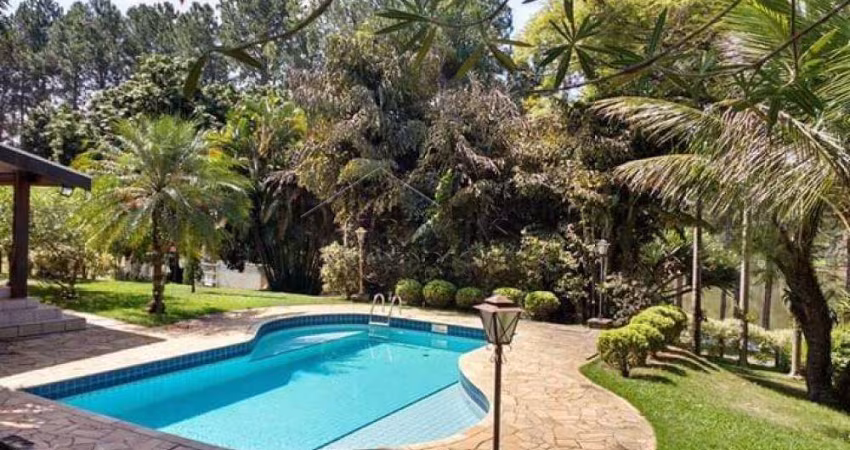 Casa com 3 dormitórios, 380 m² - Condomínio Chácaras Cataguá - Taubaté/SP.