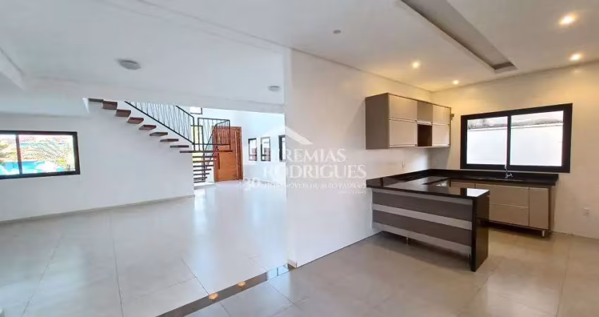 Casa com 3 quartos, 320 m² - Condomínio Reserva dos Lagos - Pindamonhangaba/SP
