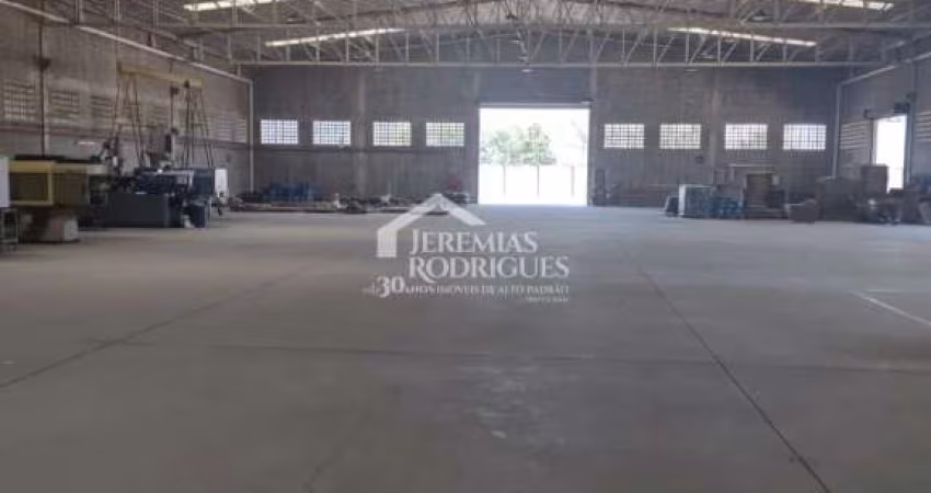 Galpão com 2.200 m² - Distrito Industrial do Una - Taubaté/SP