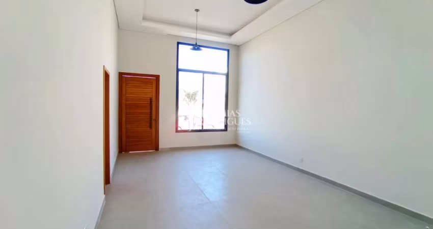 Casa à venda com 3 dormitórios no Bosque do Imperador em Pindamonhangaba/SP.