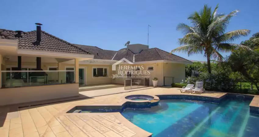 Casa para venda com 4 suítes no condomínio residencial dos pinheiros em caçapava/sp