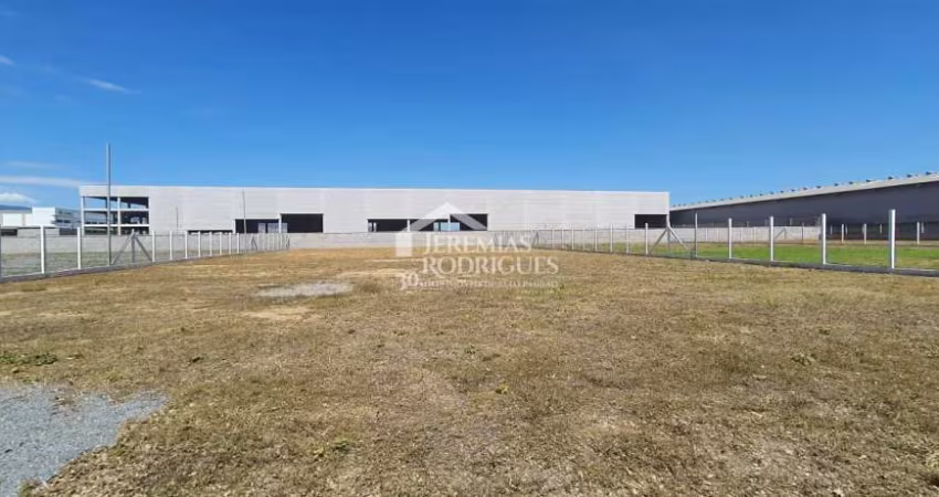 Terreno comercial ou industrial para venda e locação com 2.000 m² no bairro Feital em Pindamonhangaba/SP