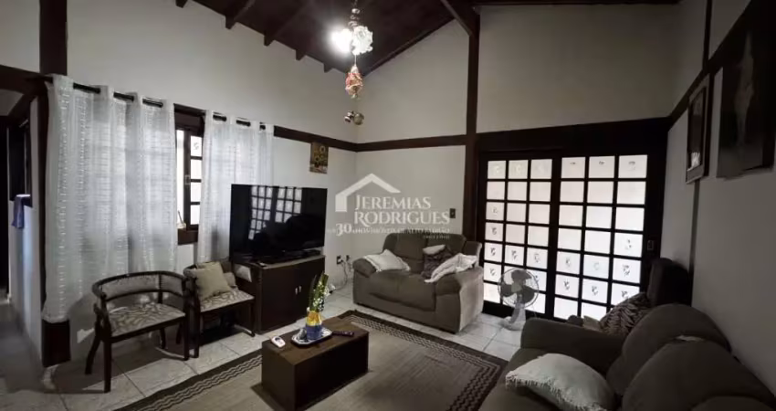 Casa à venda com 3 dormitórios no bairro lessa em pindamonhangaba/sp