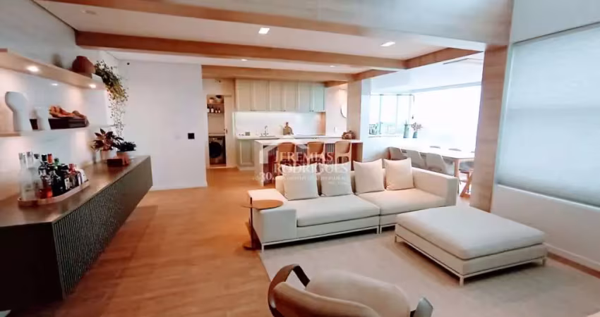 Cobertura duplex à venda com 3 dormitórios, 182 m² no Edifício Vert Residence em Taubaté/SP