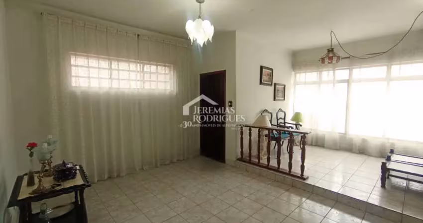 Casa para venda e locação no bairro jardim eulária em taubaté/sp.