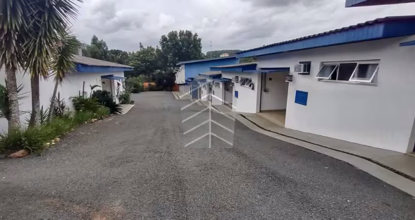 Imóvel comercial com instalações de motel