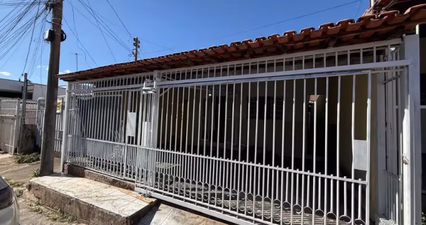 Casa de 3 quartos com suíte + escritório à venda na qr 402 – samambaia norte