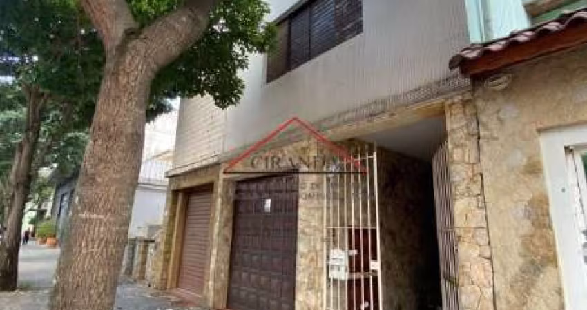 Casa com 4 quartos à venda na Rua Teodureto Souto, 602, Cambuci, São Paulo