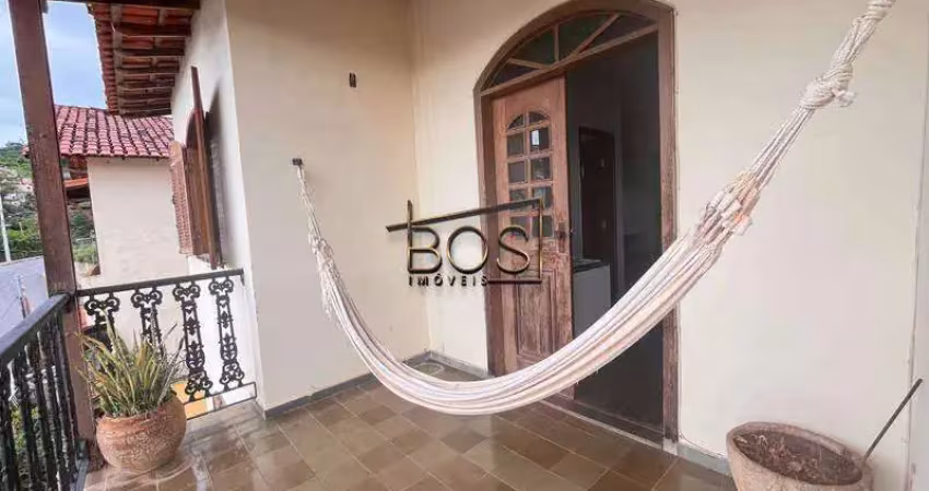 CASA A VENDA TRIPLEX - 04 QUARTOS 265,00 M2 - BAIRRO: SANTA LUCIA